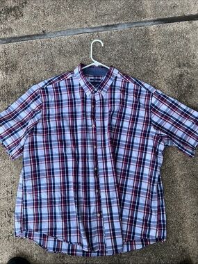 Men's Short-Sleeve Plaid Button-Up Shirt - Blue & Red